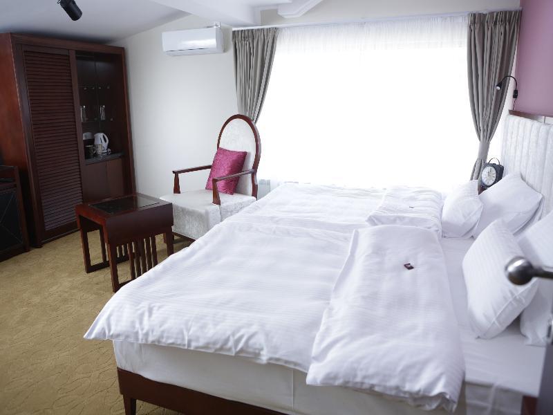 Garni Hotel Fortuna Belgrad Exterior foto